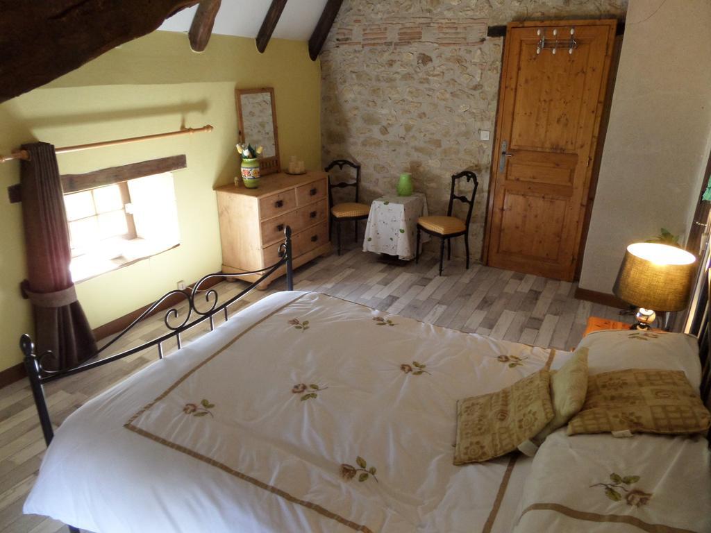 Biou Acomodação com café da manhã La Sauvetat-sur-Lède Quarto foto